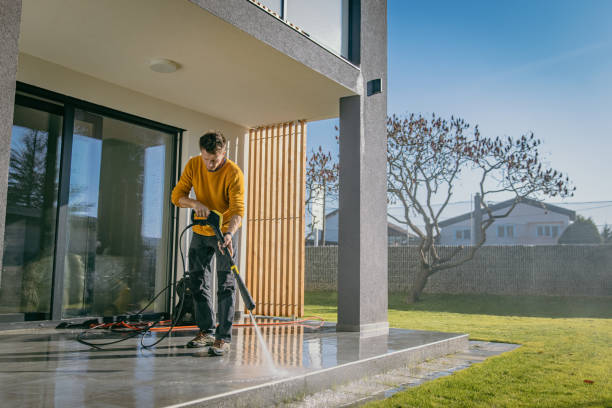 Animal Enclosure Cleaning in Coupeville, WA